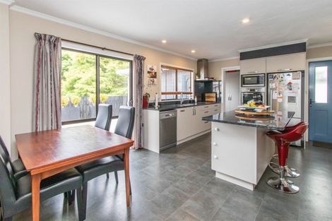 Photo of property in 4 Kamahi Place, Inglewood, 4330