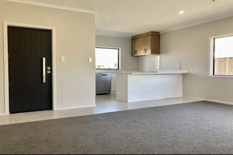 Photo of property in 2c Carey Street, Maeroa, Hamilton, 3200