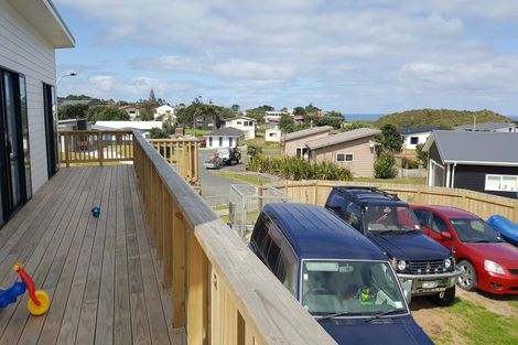 Photo of property in 8 Tua Tua Place, Baylys Beach, Dargaville, 0377