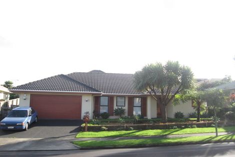 Photo of property in 1/25 Stewart Gibson Place, Manurewa, Auckland, 2105