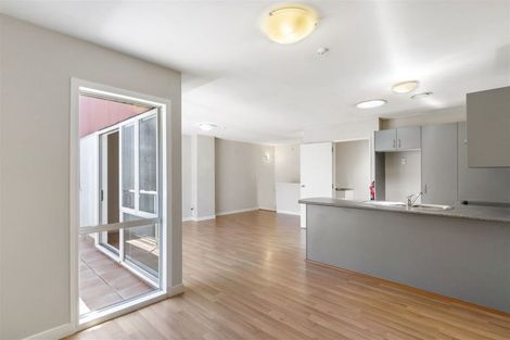 Photo of property in 7/81 Birkenhead Avenue, Birkenhead, Auckland, 0626