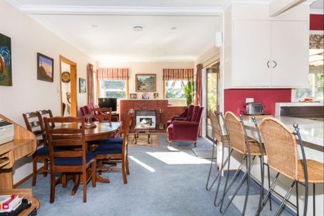 Photo of property in 55 Adelaide Road, Dannevirke, 4978