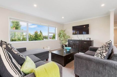 Photo of property in 32 Kare Ariki Place, Pukekohe, 2120