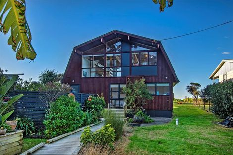 Photo of property in 42 Owai Avenue, Helena Bay, Hikurangi, 0184