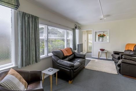 Photo of property in 15 The Avenue, Otaki Beach, Otaki, 5512