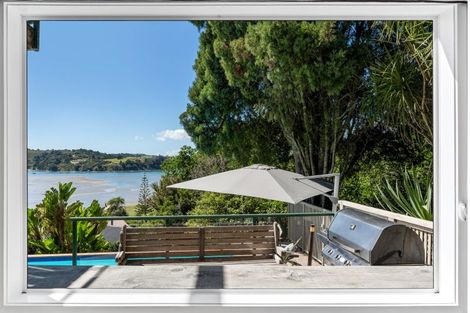 Photo of property in 8 Martin Road, Matakana, Warkworth, 0985