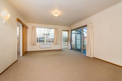 Photo of property in 1/285 Sunset Road, Sunnynook, Auckland, 0632