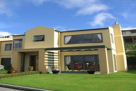 Photo of property in 37b Waverton Terrace, Churton Park, Wellington, 6037