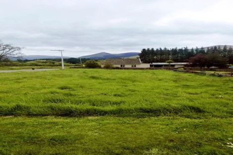 Photo of property in 45 Main Road, Clinton, 9534