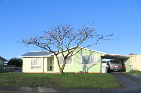 Photo of property in 35 Cartier Crescent, Flaxmere, Hastings, 4120