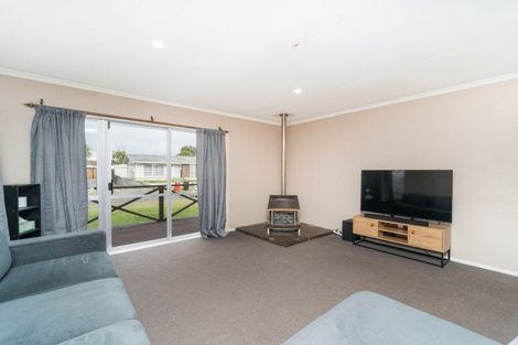 Photo of property in 11 Paradise Place, Milson, Palmerston North, 4414