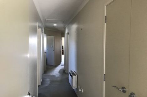 Photo of property in 17a Karaka Street, Merrilands, New Plymouth, 4312