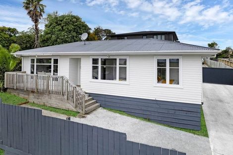 Photo of property in 53a Sylvan Crescent, Te Atatu South, Auckland, 0610