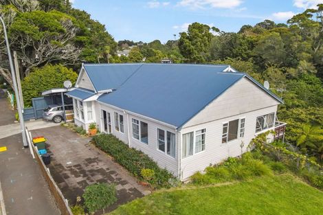 Photo of property in 28 Carrington Street, New Plymouth, 4310