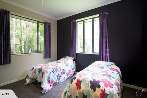 Photo of property in 10 Deavoll Place, Heathcote Valley, Christchurch, 8022