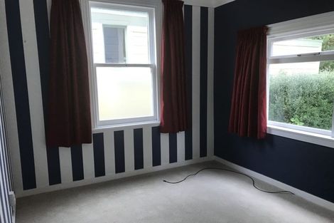 Photo of property in 2 Melrose Crescent, Melrose, Wellington, 6023