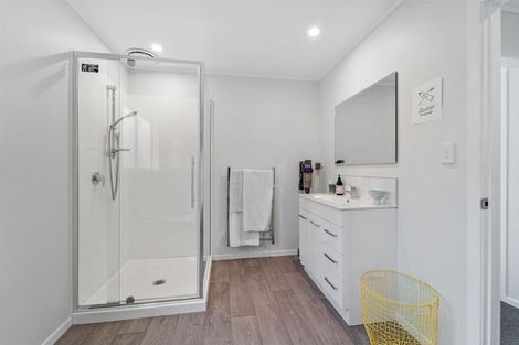 Photo of property in 640 Whangaparaoa Road, Stanmore Bay, Whangaparaoa, 0932