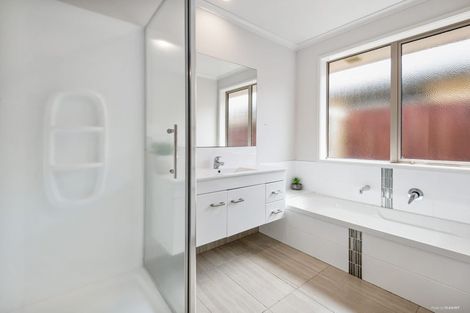 Photo of property in 2 Kawariki Drive, Baverstock, Hamilton, 3200