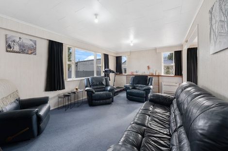 Photo of property in 2 Surrey Street, Stratford, 4332