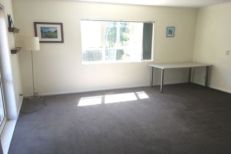 Photo of property in 44 Marywil Crescent, Hillcrest, Auckland, 0627