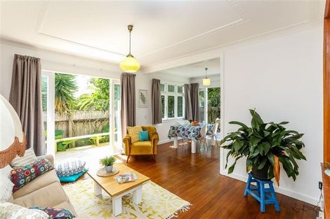 Photo of property in 19a Ropiha Street, Fitzroy, New Plymouth, 4312