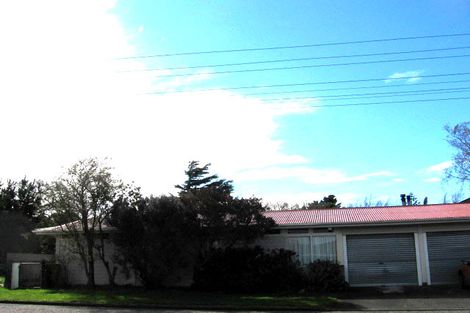 Photo of property in 79 Bell Street, Featherston, 5710