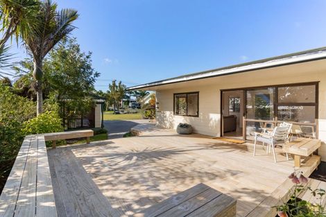 Photo of property in 321 Otahu Road, Whangamata, 3620