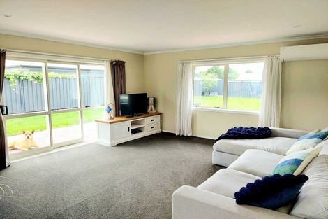 Photo of property in 17 Bell Street, Otane, 4202