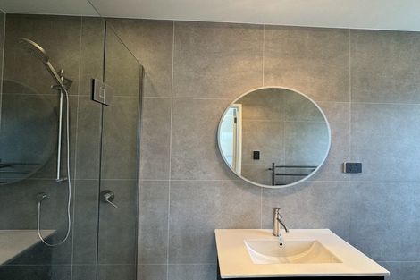 Photo of property in 1/30 Wellesley Road, Mangere Bridge, Auckland, 2022