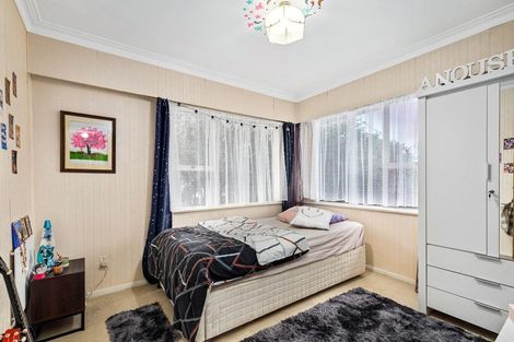 Photo of property in 24 Hartley Terrace, Massey, Auckland, 0614