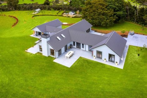 Photo of property in 1164 Weranui Road, Wainui, Silverdale, 0994