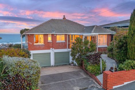 Photo of property in 139 Easther Crescent, Kew, Dunedin, 9012