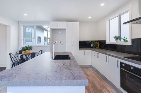 Photo of property in 71 Nursery Road, Phillipstown, Christchurch, 8011