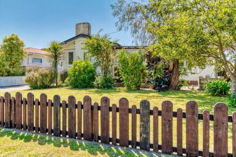 Photo of property in 52 Oldham Avenue, Onekawa, Napier, 4110