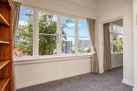 Photo of property in 21af1 Talavera Terrace, Kelburn, Wellington, 6012