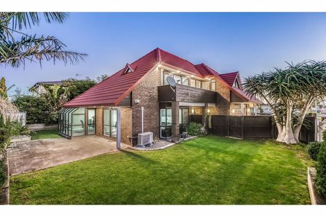 Photo of property in 2/57 Hoteo Avenue, Papatoetoe, Auckland, 2025