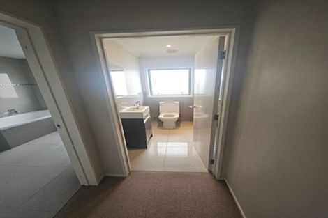 Photo of property in 831a Chapel Road, Shamrock Park, Auckland, 2016