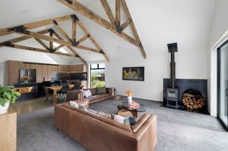 Photo of property in 52 Cunninghams Drive, Jacks Point, Queenstown, 9371