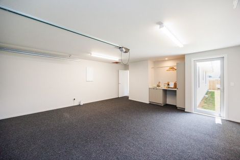 Photo of property in 68 Atlantic Drive, Fitzherbert, Palmerston North, 4410