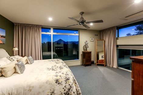 Photo of property in 6b Highfield Place, Highlands Park, New Plymouth, 4312