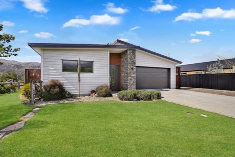 Photo of property in 54 Stratford Drive, Mount Pisa, Cromwell, 9383