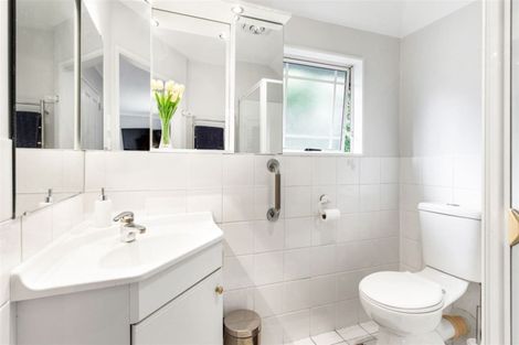 Photo of property in 49 Millstream Drive, Henderson, Auckland, 0610