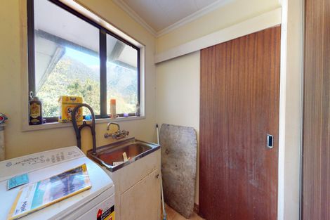 Photo of property in 1425 Lake Brunner Road, Inchbonnie, 7875