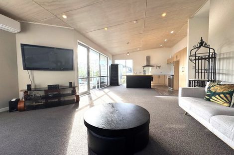 Photo of property in 39a Fairclough Road, Beach Haven, Auckland, 0626