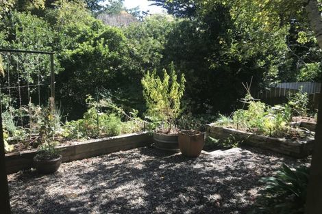 Photo of property in 60 Taylor Terrace, Tawa, Wellington, 5028