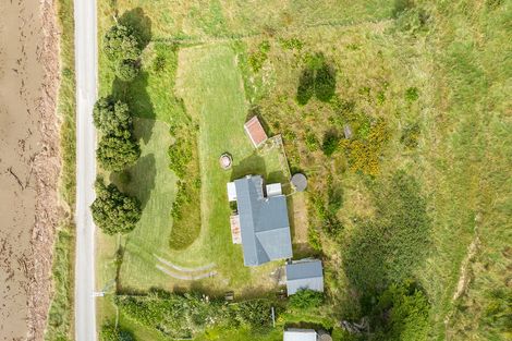 Photo of property in 1061 Mataikona Road, Mataikona, Tinui, 5889