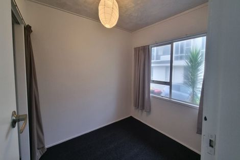 Photo of property in 2/181 Marine Parade, Mount Maunganui, 3116