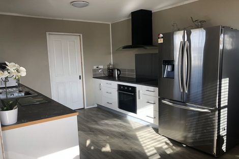 Photo of property in 21 Bledisloe Street, Levin, 5510