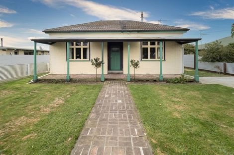 Photo of property in 132 Mcmurdo Street, Tinwald, Ashburton, 7700