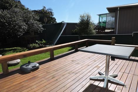 Photo of property in 437 Thames Coast Sh25 Road, Te Puru, Thames, 3575